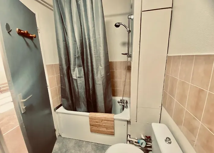 Le Gousselot Parking Pompidou Un-sejour-a-part * Metz